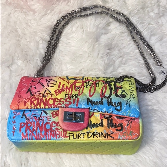 HP ❤️ “GRAFFITI BAG” The hottest trend of 2020 💖 - Picture 2 of 12
